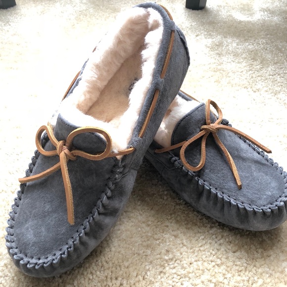 ugg dakota slipper pewter